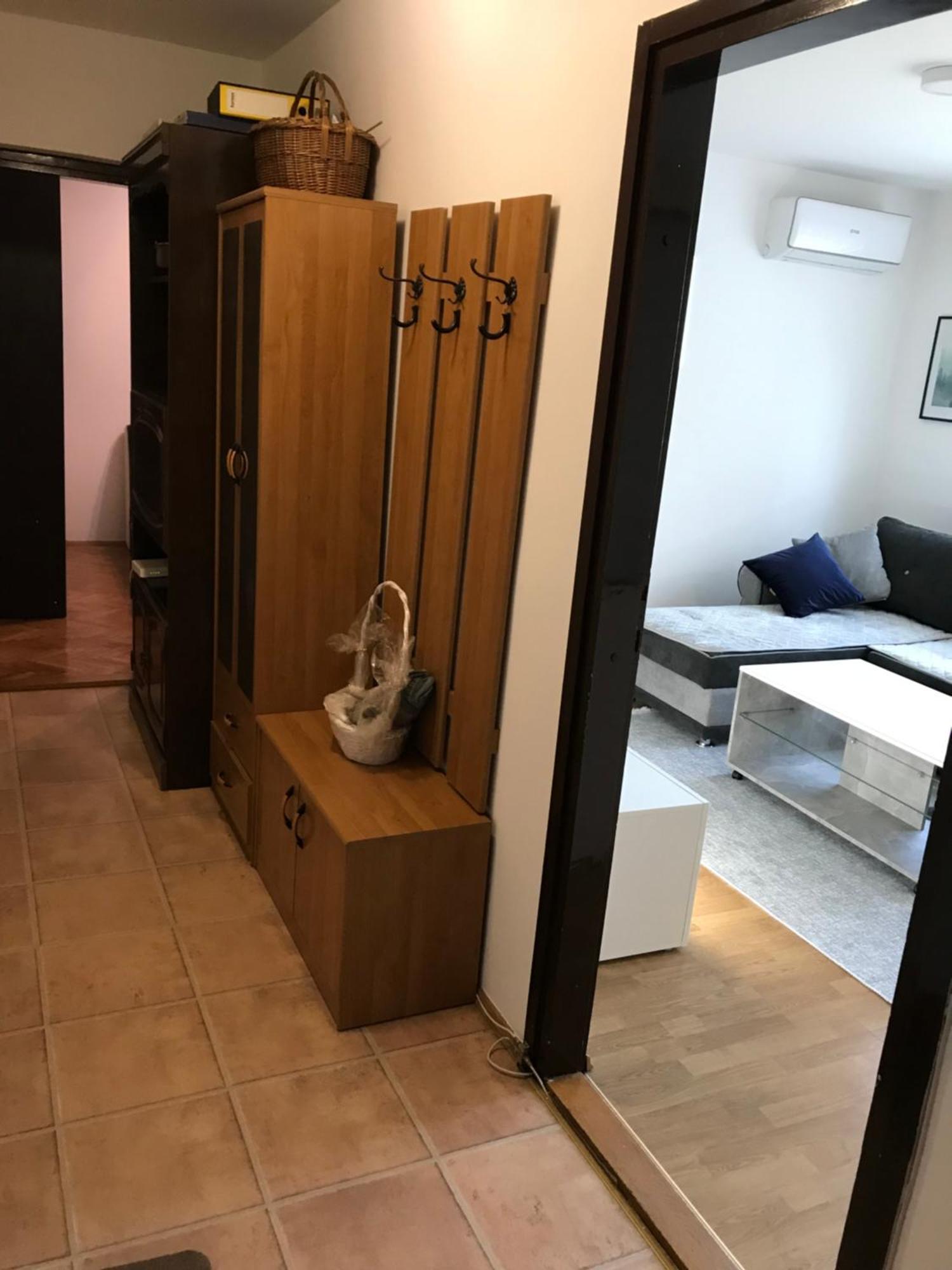 Apartman/stan Na Dan Apartment
